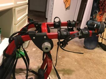 Yakima Super Joe Pro 3-bike trunk rack 1