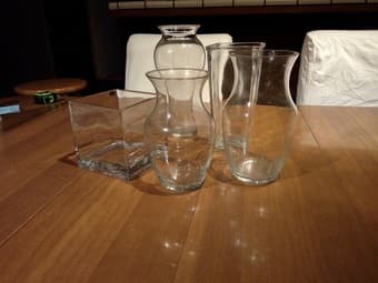 Vases (1 x 5$ / 5 x 15$) 2