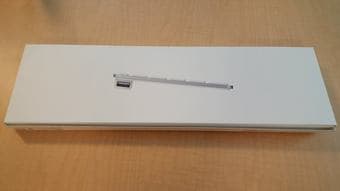 Magic Keyboard with Numeric Keypad - US English (like new) 2