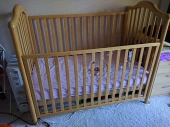 Baby crib for $20 1