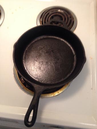 Cast iron pan 1