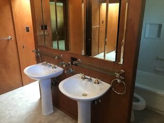 Looking for a housemate to share this awesome house! 2