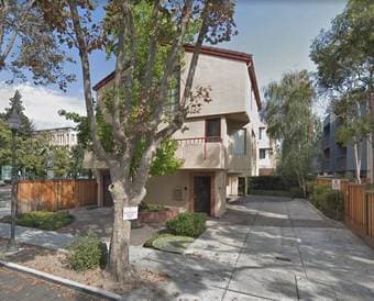 Bedroom Available with Shared Bath in 3BR/2.5 BA - 2 min from Cal Ave 1