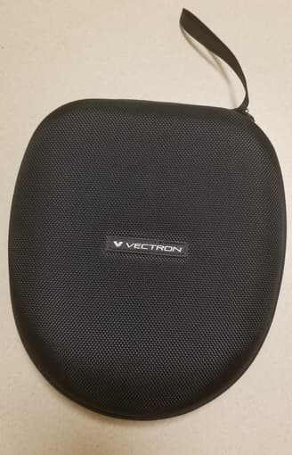 Vectron X4 headphones case 3