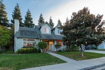 Looking for a housemate to share this awesome house! 1