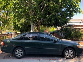 2002 Toyota Avalon XL V6- $1600 OBO 1