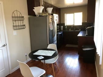 Spacious&Bright room available in beautiful 2br Apartment! 3
