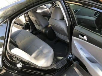 2013 Hyundai Sonata Black 41k miles - New Tires - Excellent condition 3