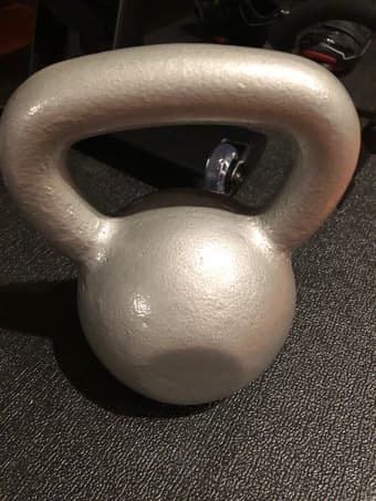 40 lb kettle bell 1