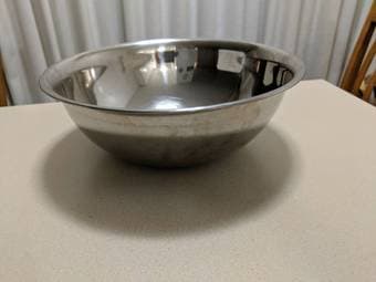 Stainless steel mixing bowl 1