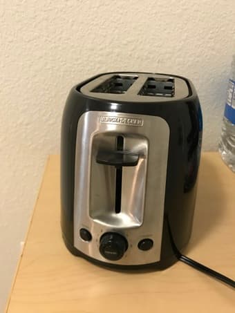 Moving Sale: Black + Decker 2-Slice Slot Toaster 1