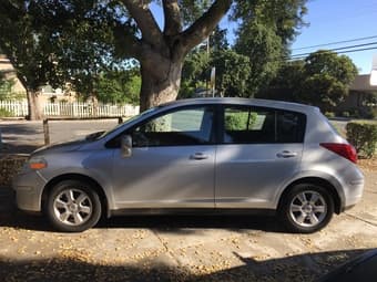 2009 NISSAN VERSA - 1.8 S Hatchback 1