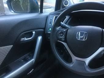 Moving sale- 2014 Honda civic LX  coupe, low millage 3