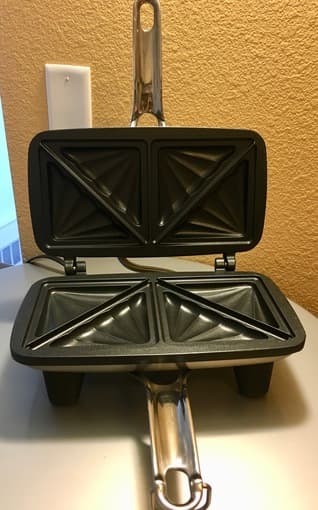 Sandwich maker & Panini press grill, like new 2