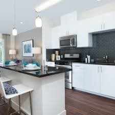Avail 7/1: Master bedroom in 2bd/2bth w/ laundry & parking (san jose n 3