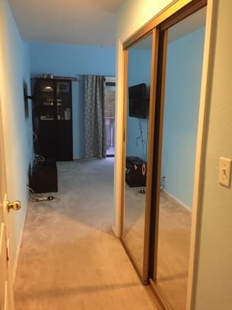 Furnished Palo Alto master bedroom next to bus/shuttle available 9/2 2