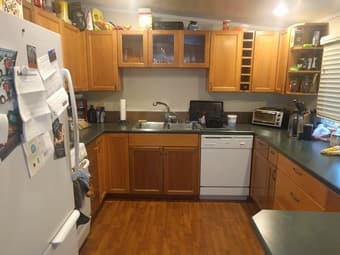 Roommate for house in MV 3
