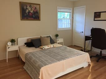 Palo Alto Cowper st 别墅中主卧带独立卫生间2018年8月5号起招租 骑车10-15分鈡到斯坦福大学开车5分钟到斯坦福 - 2