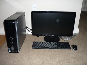 DELL STUDIO 540s with 22" LCD Monitor 1