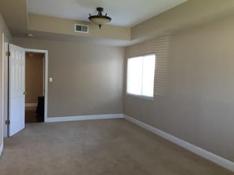 Largest room in 5br/3.5ba MV house 2