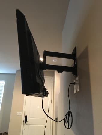 TV + Wall Mount 1