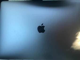 2017 Apple MacBook Pro 15” 1