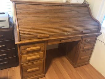 Antique Roll-top Oak Desk (Menlo Park) 2