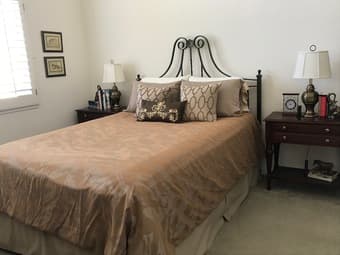 Short term rental: private bedroom & bath near Stanford 1