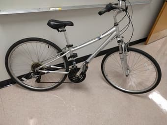 Raleigh Route 3.0 Bike with Krytonite lock - moving sale 1