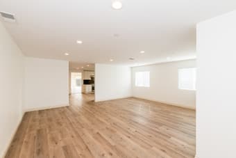 Working Bay Area professionals living together - Room available to ren 2