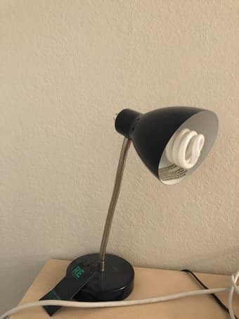 Desk lamp 1