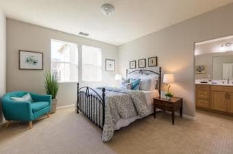 1 bed / 1 bath available in a North San Jose townhouse! 2