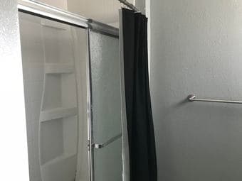 1B1B Available in 3B2B Place in Redwood City 2
