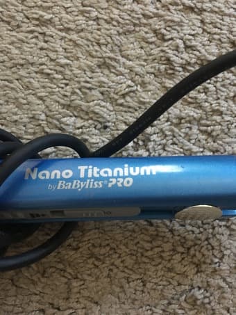 BaBylissPRO Nano Titanium U Styler 2