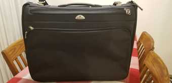 Samsung Garment Bag 1