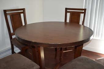 Move out sale Dinning table 1