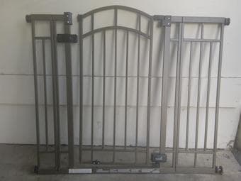 baby gate 1