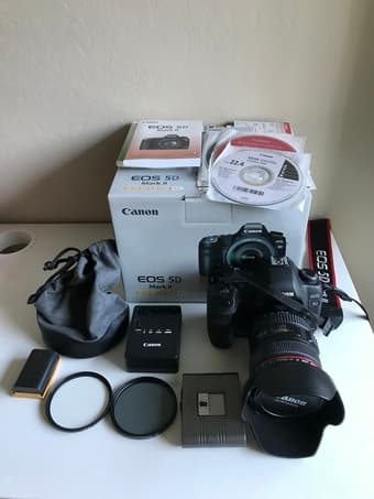 Canon EOS 5D Mark II DSLR with EF 24-105mm f/4 IS USM Lens 1