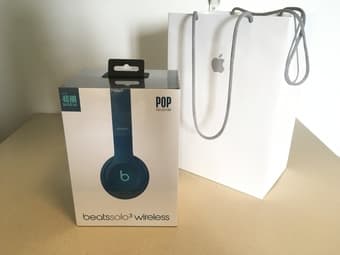 *BRAND*NEW* Beats Solo 3 on-ear wireless headphones (pop blue) 2
