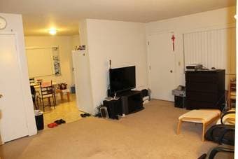 120ft2 - Room for rent in a quiet sunnyvale available now (房屋招租) 2