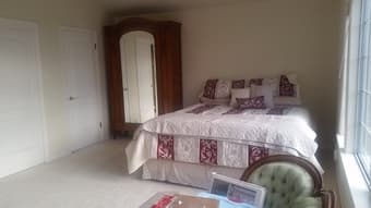 One Bedroom shared bath close to campus 2