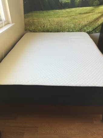Memory foam mattress and bed frame 2