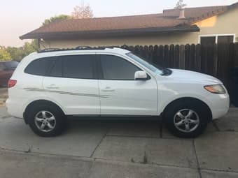 2007 Hyundai Santa Fe (OBO) 1
