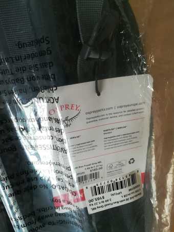 New Osprey Manta AG (28L) Backpack 3