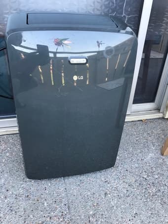 LG air Conditioner, very new, excellent condition 50%off 1