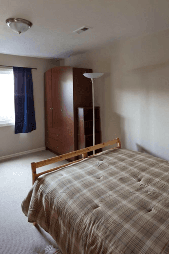 Bedroom in Four-Bedroom House for Rent 1