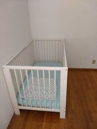 White Ikea Gulliver Baby Bed with Matress 2