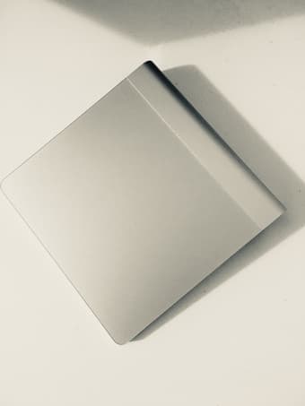Apple Magic Trackpad 1