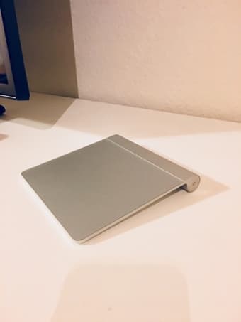 Apple Magic Trackpad 2