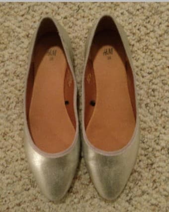 Shoes/flats - $6 1